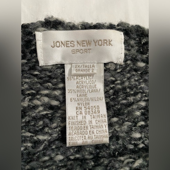 Cozy Jones New York sweater with rolled collar, cuffs, and hem, Size 2x - Picture 4 of 7